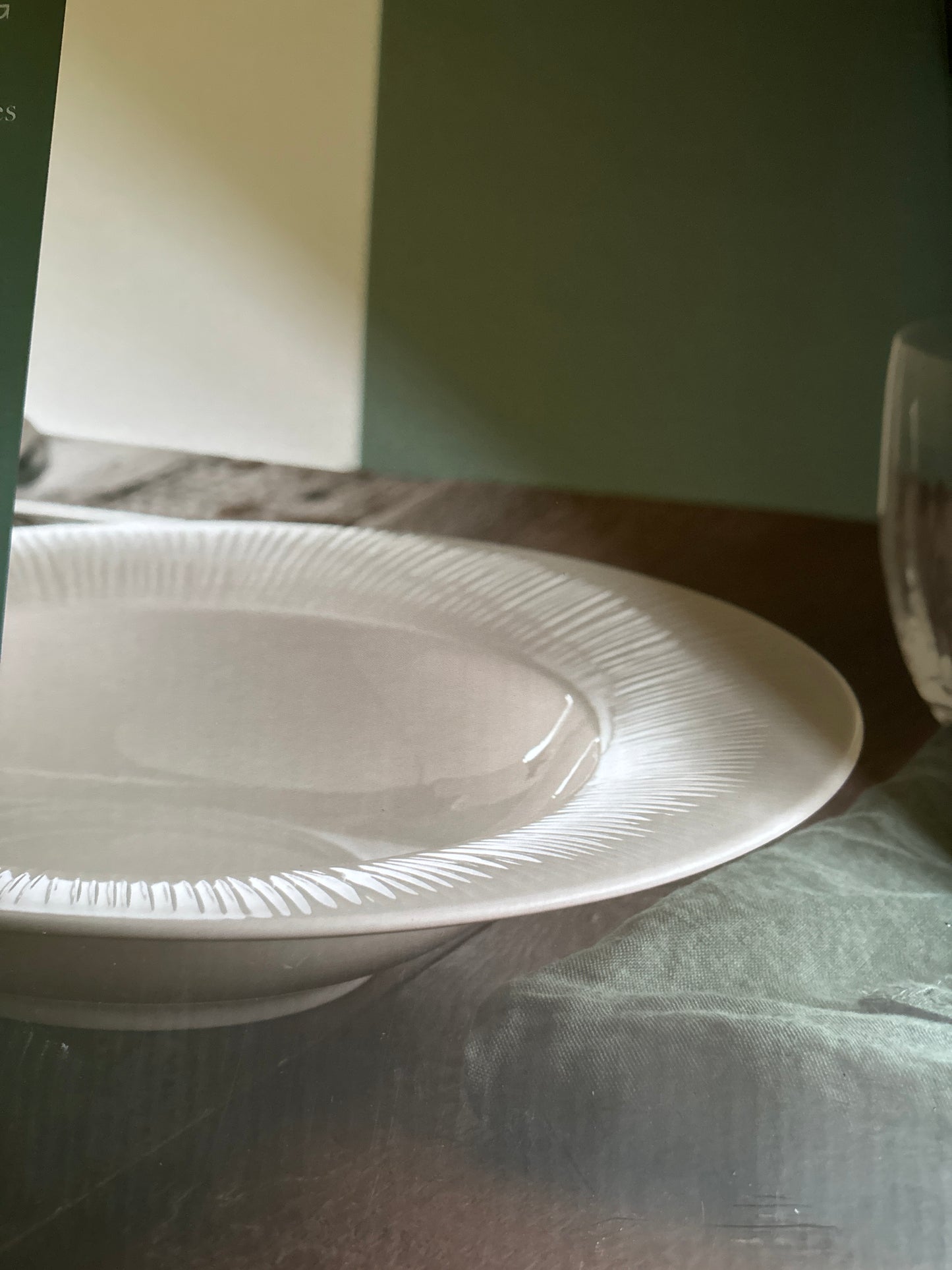 ERNE SET OF 2 SERVING BOWLS