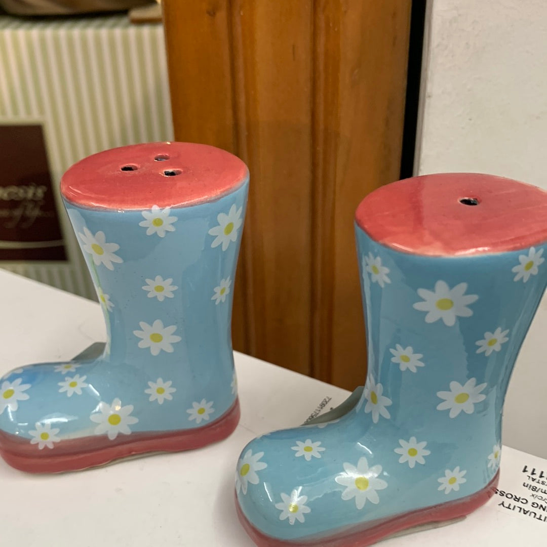 Welly Boot salt and pepper set