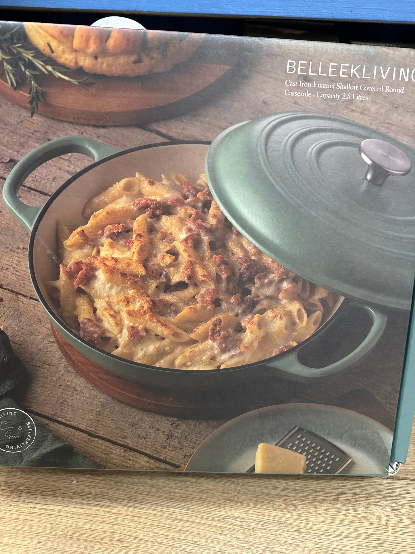 Belleek Living Cast Iron Enamel Covered Round Casserole 2.5 litre