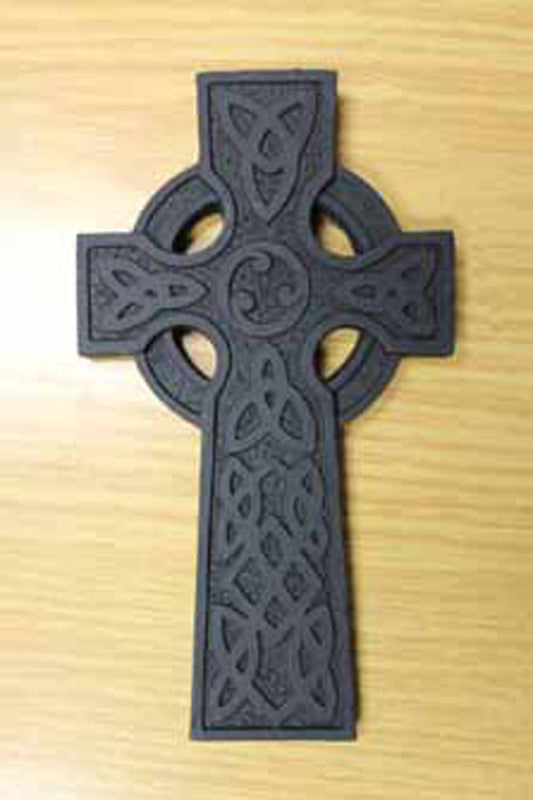 IRISH TURF RESIN CELTIC CROSS WALL HANGING