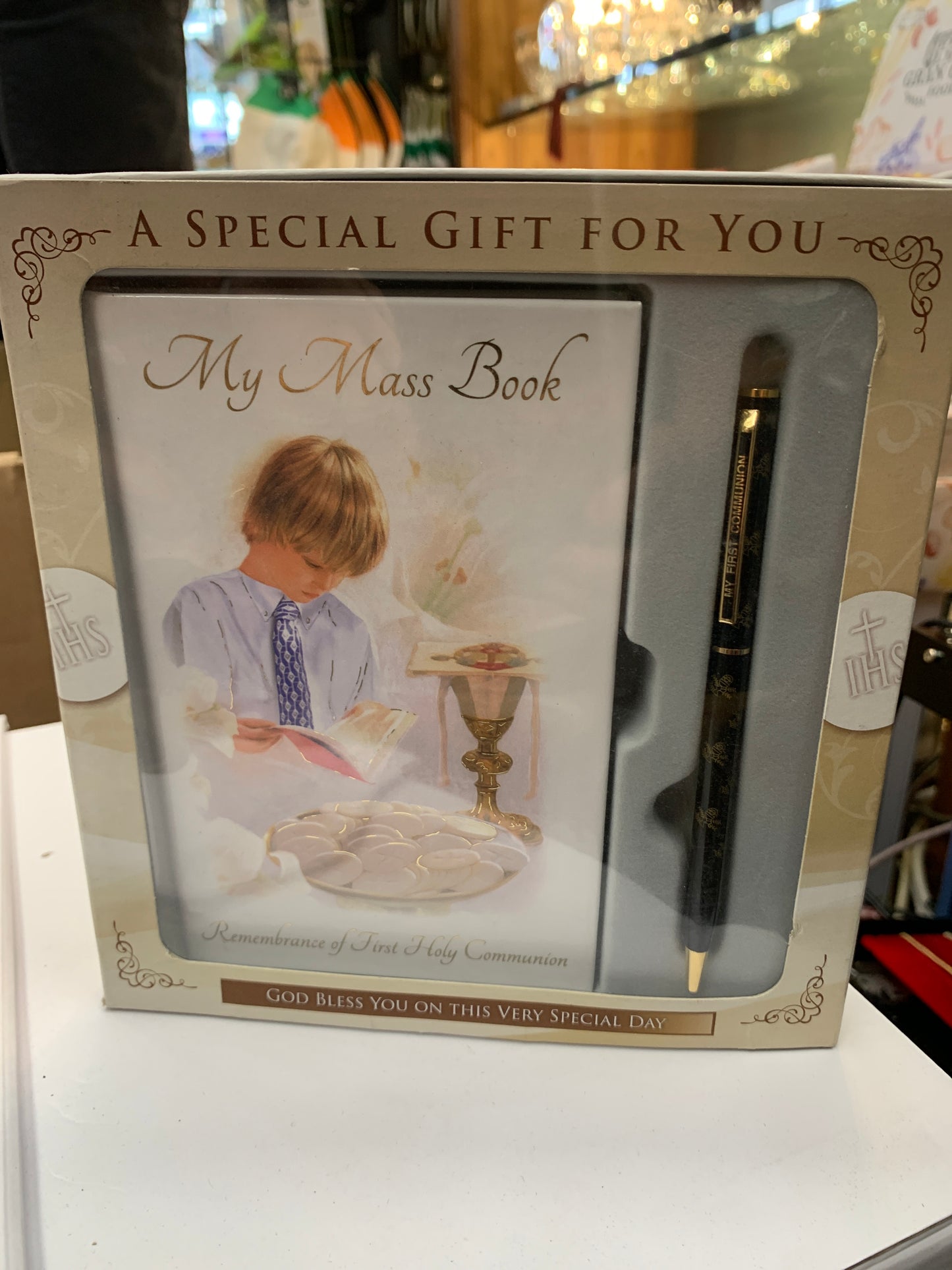 communion boy gift set / book & pen