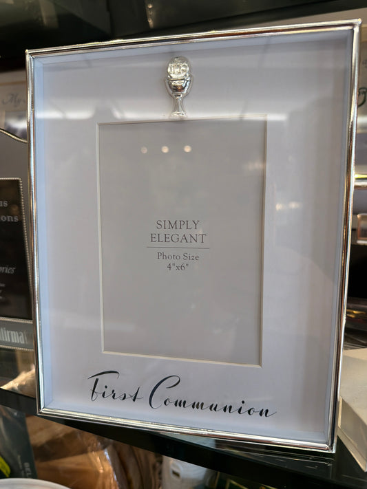 Photo Frame/White Finish/First Communion
