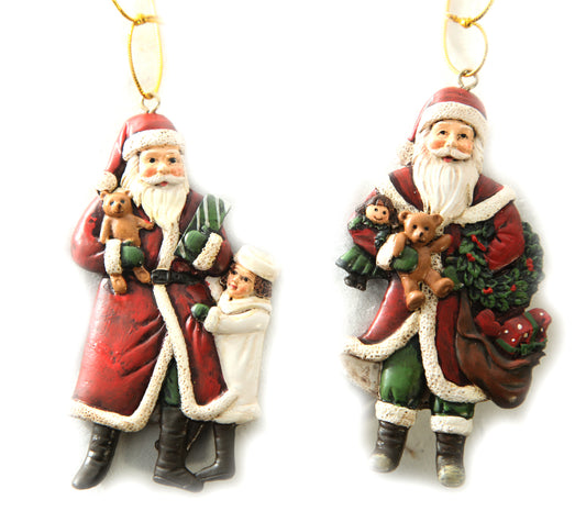 Traditional Santa tree trims