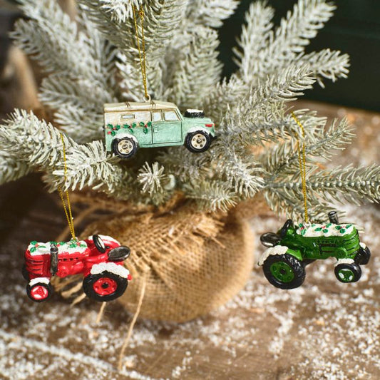 XMAS FARM VEHICLE HANGER 3 ASSTD POLYRESIN WITH SNOW