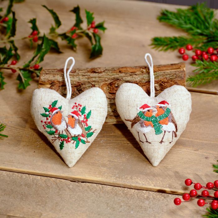 CHRISTMAS ROBIN EMBROIDERED HANGING COTTON AND LINEN HEART 2 ASSTD