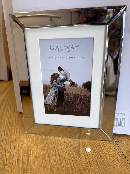 REFLECT PHOTO FRAME 4x6