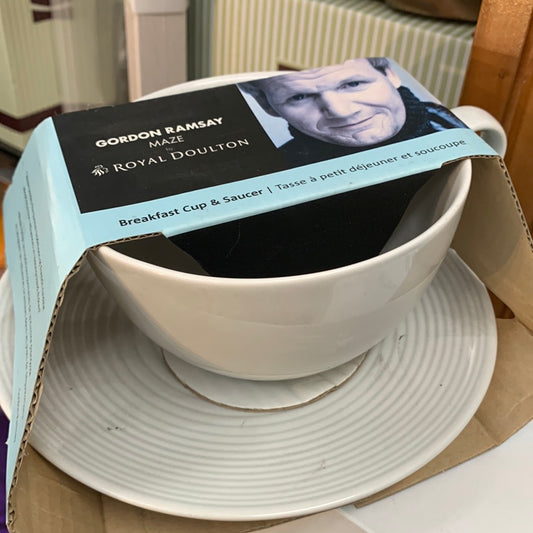 Maze Breakfast Cup & Saucer 425ml 14oz Grey