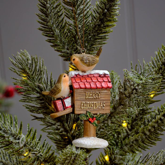 FESTIVE ROBIN RESIN POSTBOX HANGER WITH DUSTING OF GLITTER