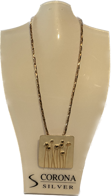 White Pendant rose gold Necklace