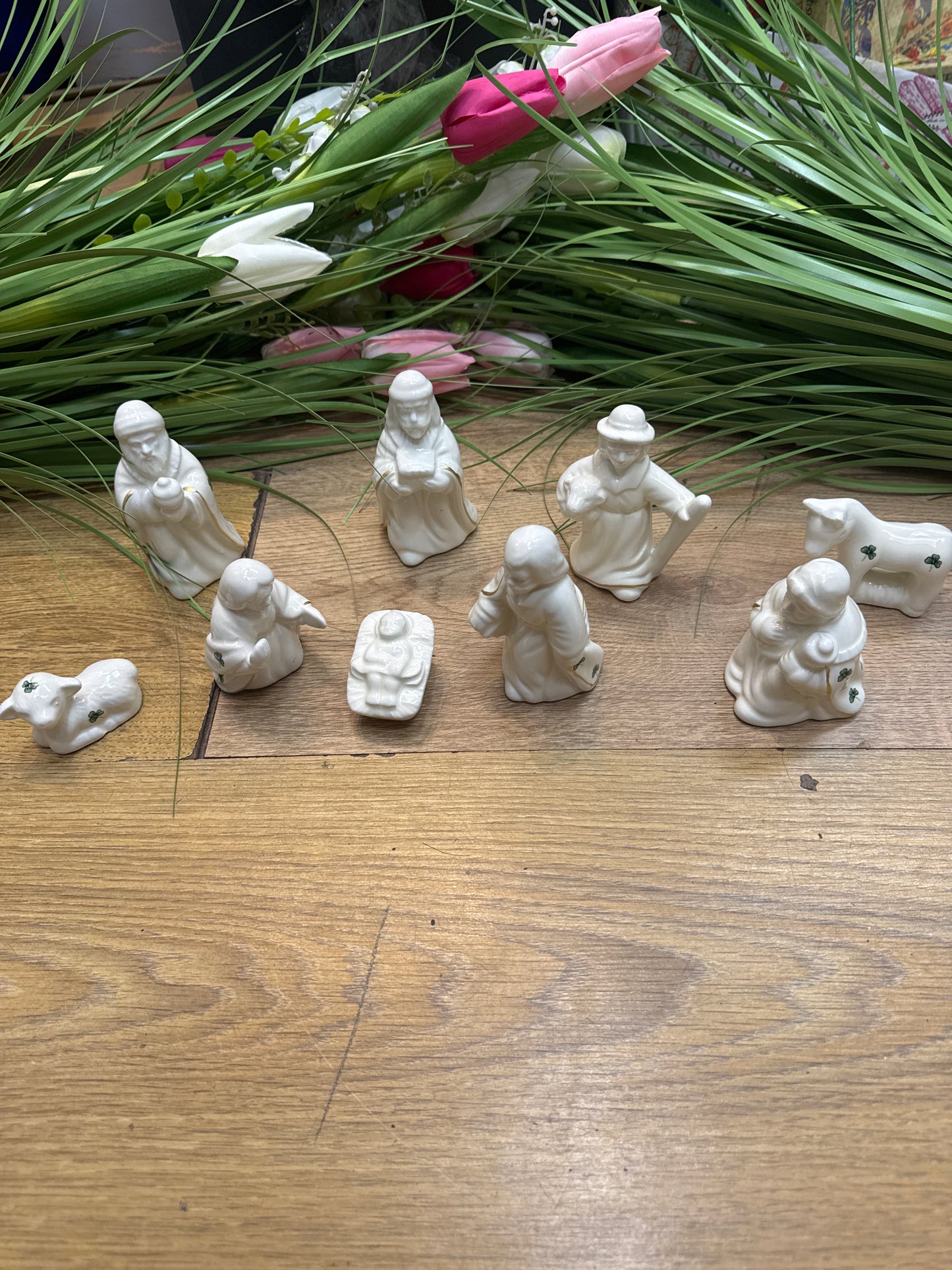 Ceramic Nativity Crib Set