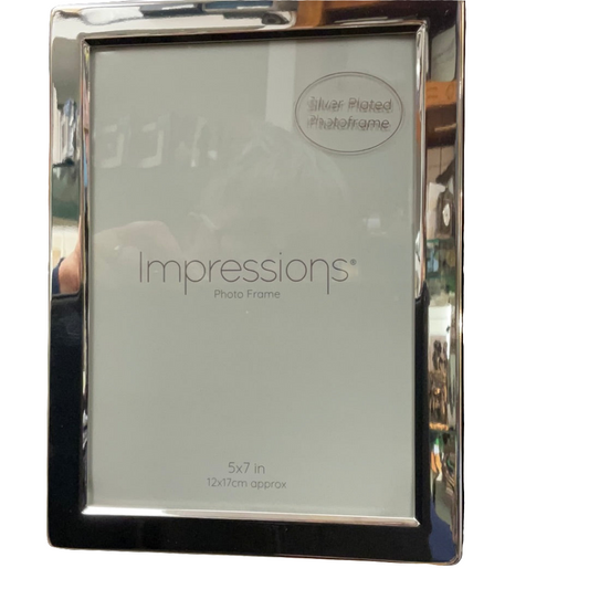 Silverplated Photo Frame Flat Edge - 5" x 7"