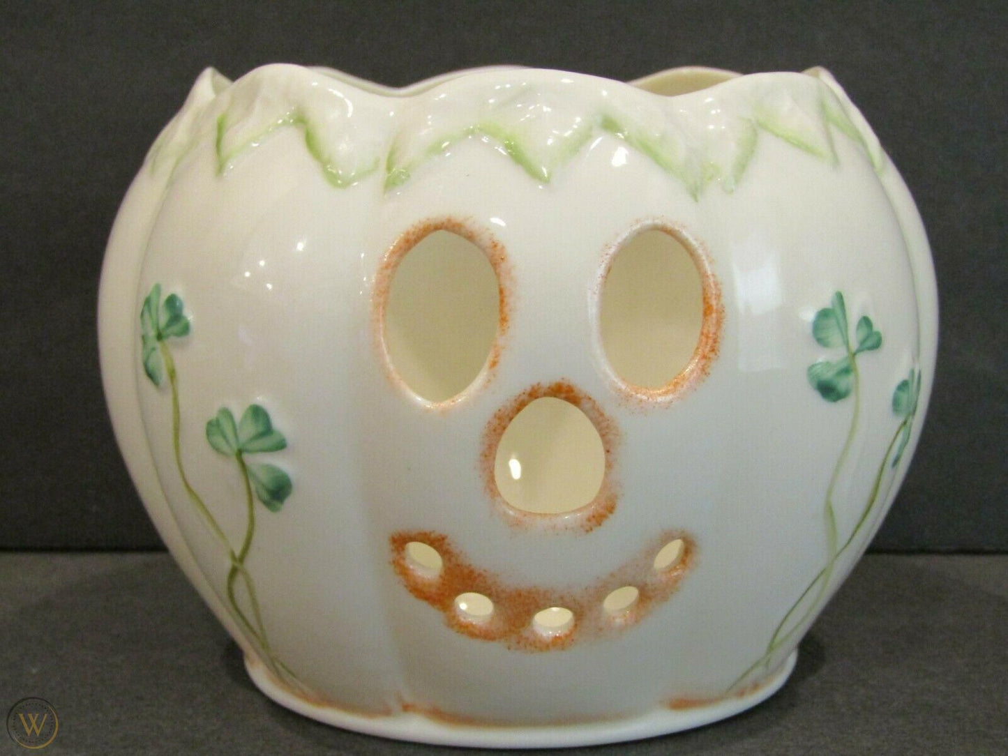 Pumpkin votive